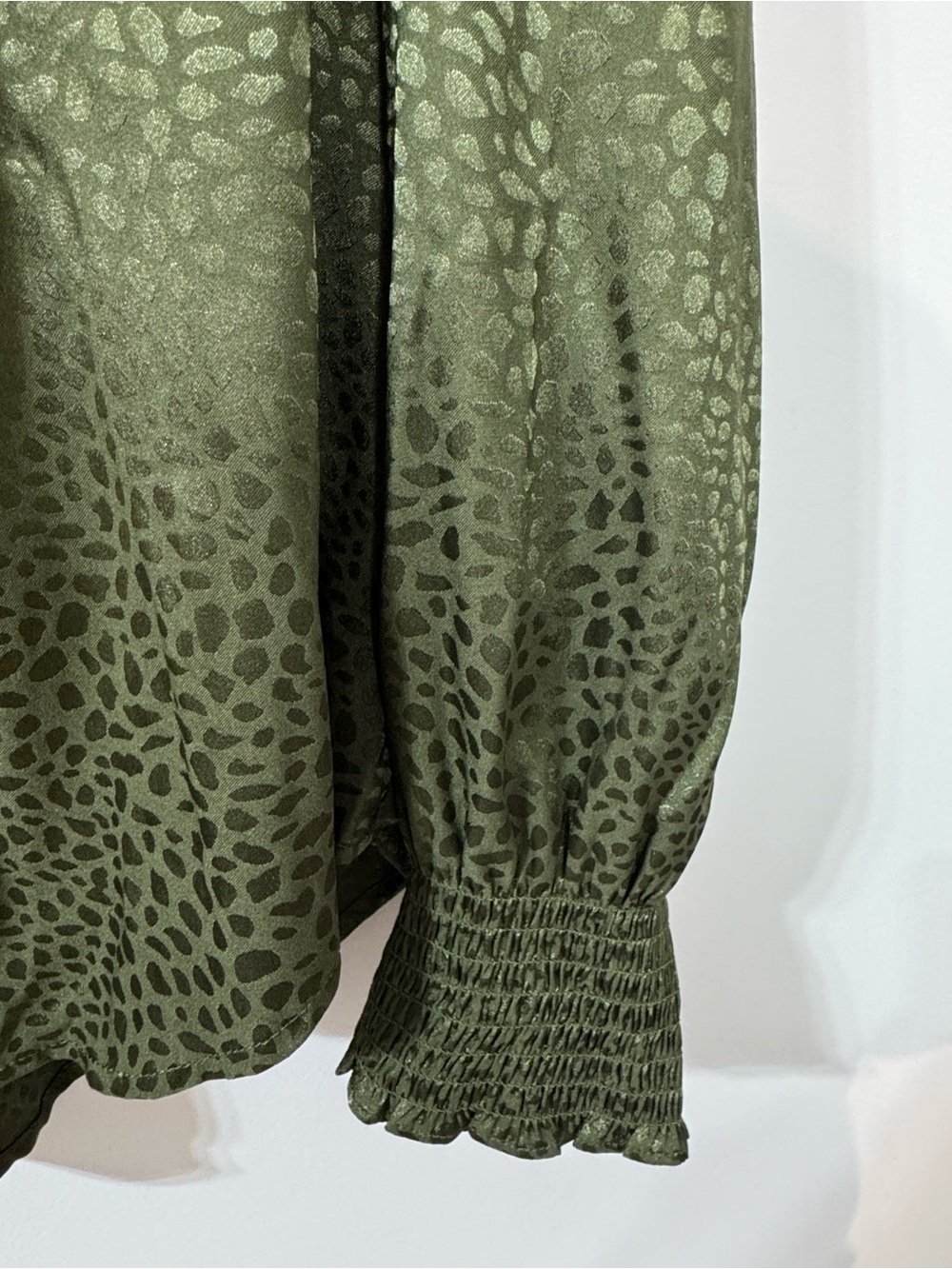 Zac & Rachel Button Down Long Sleeve Blouse in Cyprus - Size XL - Picture 6 of 9